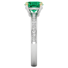 Afbeelding in Gallery-weergave laden, Smaragd Edelsteen Ring 2 karaat Bicolor 14K Goud – bovenaanzicht
