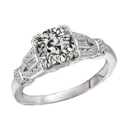 Tijdloos Solitaire Ring met Accenten met Antiek Cushion Diamant