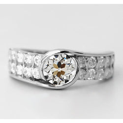 Diamant Solitaire Ring met Accenten 1,50 karaat F/VS1 – 14