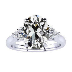 Diamant Antiek Europees Solitaire Ring met Accenten 4,50 karaat