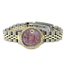Afbeelding in Gallery-weergave laden, Roze diamanten wijzerplaat lunette roestvrij staal en gouden jubileumband dames Rolex
