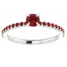Afbeelding in Gallery-weergave laden, Ruby Ring 2 karaat witgoud 14K Prong Style
