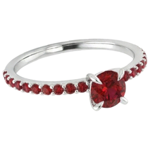 Afbeelding in Gallery-weergave laden, Ruby Ring 2 karaat witgoud 14K Prong Style
