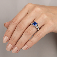 Afbeelding in Gallery-weergave laden, echte diamant 2karaat ring op wit
