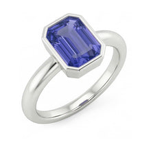 Afbeelding in Gallery-weergave laden, Smaragd Solitaire Ring Bezel Set Sri Lankaanse saffier 1,50 karaat
