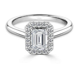 Ring met 2.65 Karaat Natuurlijke uit de aarde gewonnen Diamant, Smaragd en Rond Geslepen, Halo