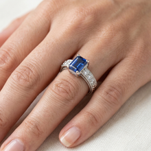 Afbeelding in Gallery-weergave laden, echte round diamant 2.10karaat ring op wit
