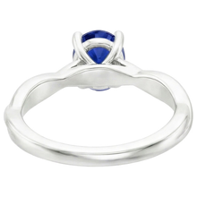 Afbeelding in Gallery-weergave laden, echte oval diamant 2karaat ring close-up detail
