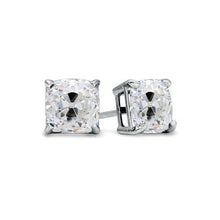 Afbeelding in Gallery-weergave laden, Solitaire Oorknopjes Kussen Oude Mijnwerker Echt Diamanten 3 Karaat Prong Set
