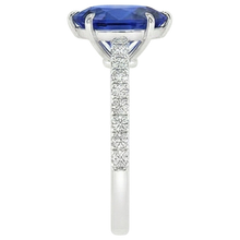 Afbeelding in Gallery-weergave laden, Solitaire Peer Blauwe Saffier Ring Met Accenten Pave Instelling 5 Karaat
