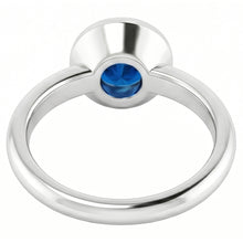 Afbeelding in Gallery-weergave laden, Solitaire Ring Blauwe Saffier 0,75 Karaat Bezel Instelling Wit Goud 14K
