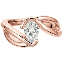 Afbeelding in Gallery-weergave laden, Solitaire Ring Oud Geslepen Peer Natuurlijke uit de aarde gewonnen Diamant Gedraaide Gespleten Schacht 2.25 Karaat
