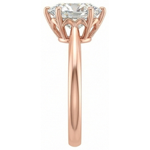 Afbeelding in Gallery-weergave laden, Solitaire Ring Ovaal Oud Geslepen uit de aarde gewonnen Diamant 6 Prong Gezet 3 Karaat Goud
