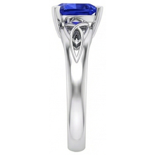 Afbeelding in Gallery-weergave laden, Solitaire Ring Triljoen V Prong Blauwe Saffier Antieke Stijl 2 Karaat

