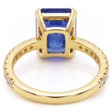 Afbeelding in Gallery-weergave laden, Solitaire Smaragd Blauwe Saffier Ring Met Diamanten Accenten 4,50 Karaat
