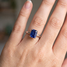 Afbeelding in Gallery-weergave laden, Solitaire Smaragd Ceylon Saffier Ring 14K Wit Goud 1,50 Karaat
