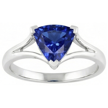 Afbeelding in Gallery-weergave laden, Solitaire Triljoen Sapphire Ring V Prong Split Shank 1,50 Karaat
