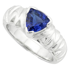 Afbeelding in Gallery-weergave laden, echte trillion saffier 1karaat ring vooraanzicht
