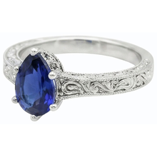 Afbeelding in Gallery-weergave laden, echte pear diamant 2karaat ring bovenaanzicht
