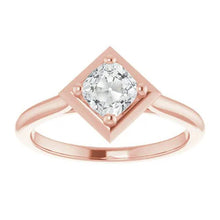 Afbeelding in Gallery-weergave laden, Solitaire Kussen Old Cut Echt Diamond Ring Prong Kite Style 3 Karaat
