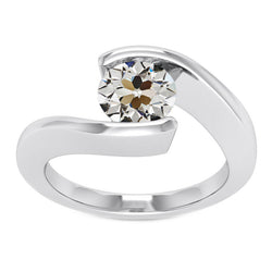 Luxueus Solitaire Verlovingsring met Oud Europese Slijpvorm