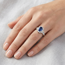 Afbeelding in Gallery-weergave laden, Sri Lanka saffier en Natuurlijke echte diamanten ( niet in een laboratorium gekweekt ) ronde geslepen ring 3.80 ct witgoud
