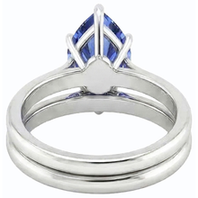 Afbeelding in Gallery-weergave laden, echte pear saffier 2karaat ring zijaanzicht
