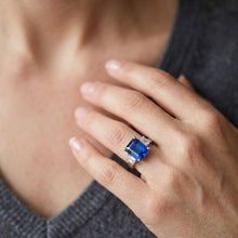 Afbeelding in Gallery-weergave laden, Stralende 3 steen blauwe saffier ring &amp; prinses Natuurlijke echte diamant ( niet in het laboratorium gekweekt )en 3 karaat
