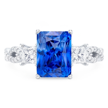 Afbeelding in Gallery-weergave laden, Stralende saffier edelsteen ring 3 stenen gedraaide stijl 3,50 karaat
