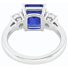 Afbeelding in Gallery-weergave laden, Natuurlijke Echte (Niet Labgekweekt) Radiant Drie Stenen Ring met Blauwe Saffier &amp; Accentstenen 6 Karaat Dames Sieraden
