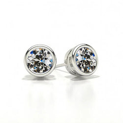 Antiek Cushion Diamant Oorstekers in 14 Karaat Witgoud – 1 karaat