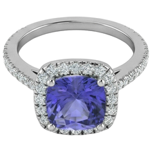 Afbeelding in Gallery-weergave laden, echte round tanzaniet 4.50karaat ring close-up detail
