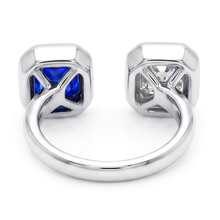 Afbeelding in Gallery-weergave laden, Toi et Moi Asscher Diamond Ring Bezel Set Radiant Sapphire 2,50 karaat
