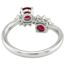 Afbeelding in Gallery-weergave laden, echte round robijn 1.18karaat ring met diamantaccenten
