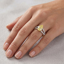 Afbeelding in Gallery-weergave laden, VVS Zuiverheid Statement Ring – Kanariegele Diamant 1,75 karaat
