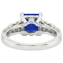 Afbeelding in Gallery-weergave laden, Vintage Stijl Ceylonese Saffier &amp; Natuurlijke uit de aarde gewonnen Diamanten Ring 5.25 Karaat Goud 14K
