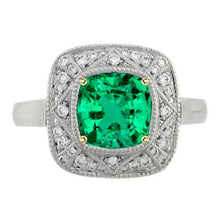 Afbeelding in Gallery-weergave laden, Colombiaanse Smaragd Cushion Slijpvorm Edelsteen Ring in Bicolor 14K Goud – hoofdaanzicht
