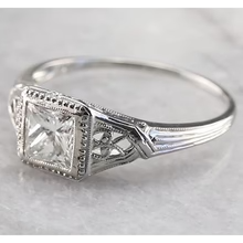 Afbeelding in Gallery-weergave laden, Vintage Stijl 1 Karaat Solitaire Prinses Echt Diamanten Ring Wit Goud
