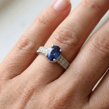 Afbeelding in Gallery-weergave laden, Vintage stijl Ceylon saffier Natuurlijke echte diamanten ( niet in een laboratorium gekweekt ) ring 2 karaat wit goud 14K
