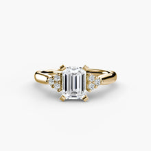 Afbeelding in Gallery-weergave laden, Rond Geslepen Edelsteen ring in Gold – achteraanzicht
