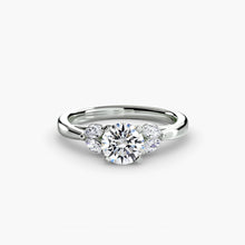 Afbeelding in Gallery-weergave laden, Rond Briljant Edelsteen ring in Gold – hoofdaanzicht
