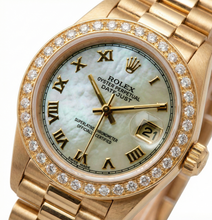 Afbeelding in Gallery-weergave laden, W Dweil presidentieel horloge met Romeinse wijzerplaat Rolex Datumjust diamanten rand goud

