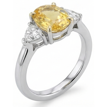 Afbeelding in Gallery-weergave laden, Witgouden 14K ovale gele saffier en triljoen Natuurlijke echte diamanten ( niet in een laboratorium gekweekt ) 4 ct ring
