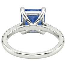 Afbeelding in Gallery-weergave laden, echte round diamant 4karaat ring op wit
