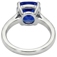 Afbeelding in Gallery-weergave laden, Witgouden Ring met uit de aarde gewonnen Diamant, Kussen Geslepen Ceylon Saffier en Accentstenen, 6 Karaat

