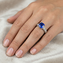 Afbeelding in Gallery-weergave laden, echte round diamant 3.50karaat ring op wit
