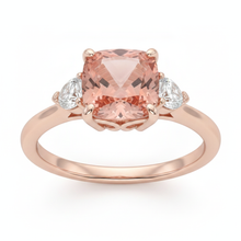Afbeelding in Gallery-weergave laden, Perzikkleurige saffier 2,9 karaat natuurlijke kussengeslepen padparadscha en witte halvemaan driesteens ring 14K Roségoud
