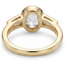 Afbeelding in Gallery-weergave laden, Drie-Steen Ring 14 Karaat Geelgoud met Diamant – bovenaanzicht

