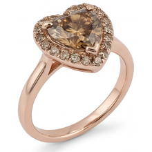 Afbeelding in Gallery-weergave laden, Diamant Hartvorm Halo Zetting Ring in 14 Karaat Rosé Goud – hoekaanzicht
