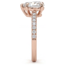 Afbeelding in Gallery-weergave laden, Diamant Solitaire Ring met Accenten – hoekaanzicht

